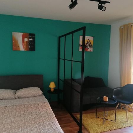 Fast Sleep & Go 2 Apartment Парачин Екстериор снимка