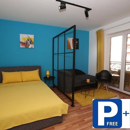 Fast Sleep & Go 2 Apartment Парачин Екстериор снимка