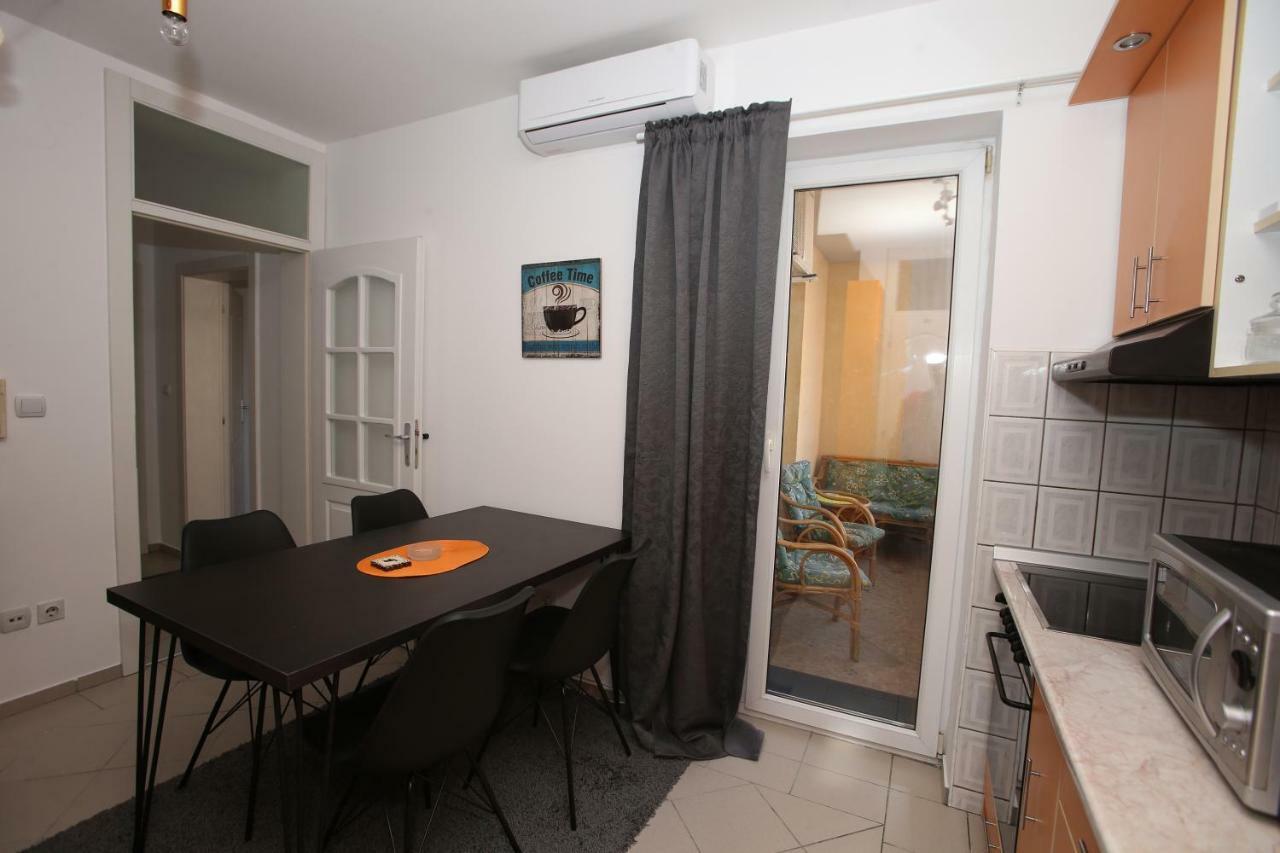 Fast Sleep & Go 2 Apartment Парачин Екстериор снимка