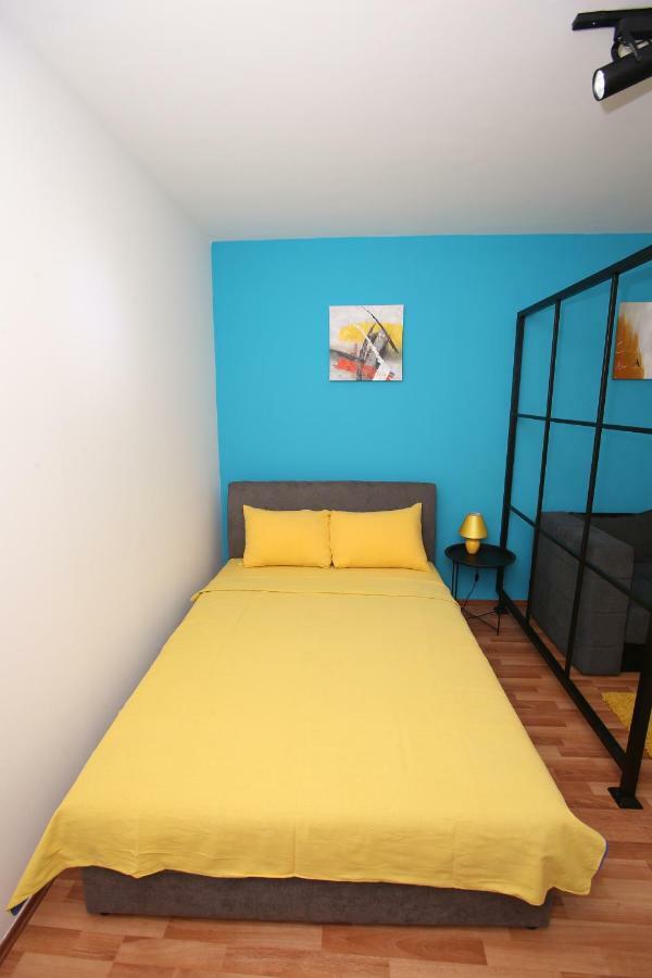 Fast Sleep & Go 2 Apartment Парачин Екстериор снимка