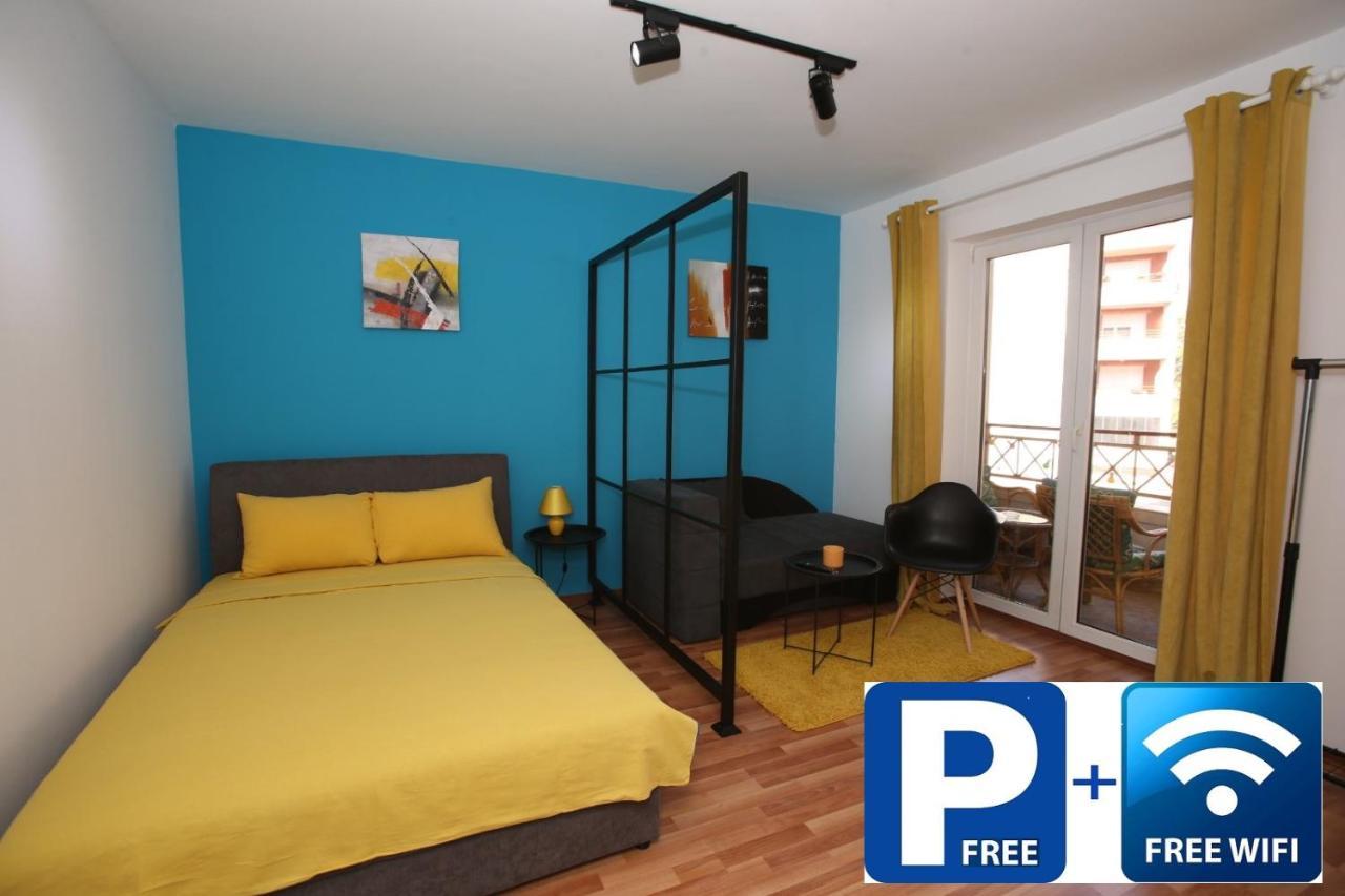 Fast Sleep & Go 2 Apartment Парачин Екстериор снимка