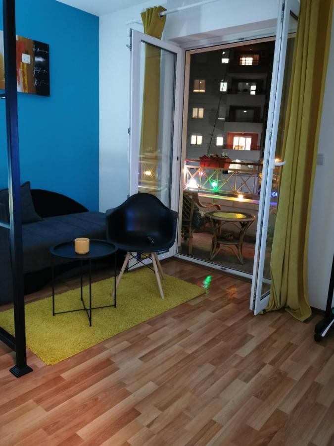 Fast Sleep & Go 2 Apartment Парачин Екстериор снимка