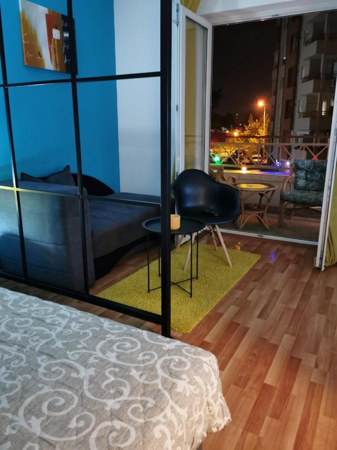 Fast Sleep & Go 2 Apartment Парачин Екстериор снимка